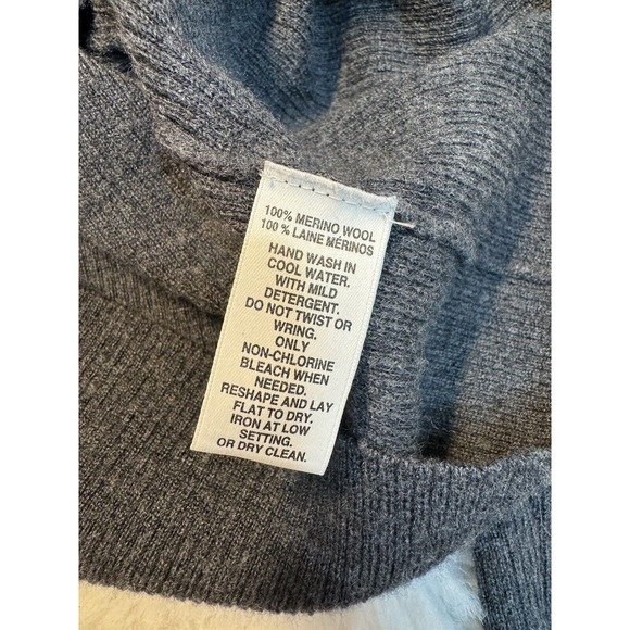 Saks 5th Ave Sweater black Label 100% Merino Wool Gray Rib Knit MINT - Picture 3 of 7